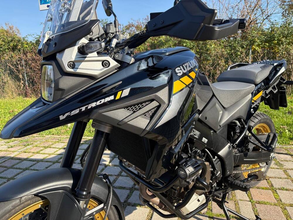 Suzuki V-Strom 1050XT (2020 - 23) (4)