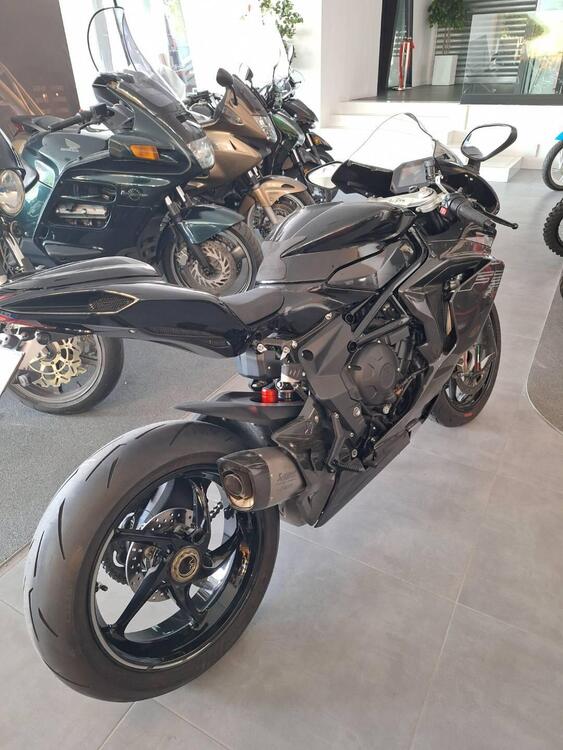 MV Agusta F3 800 RR (2022 - 25) (3)