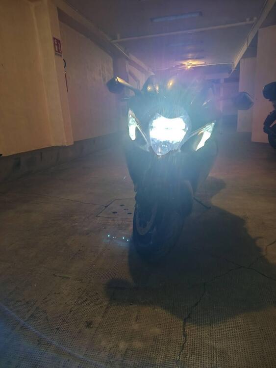 Suzuki GSX 1300 R Hayabusa (2021 - 24) (5)