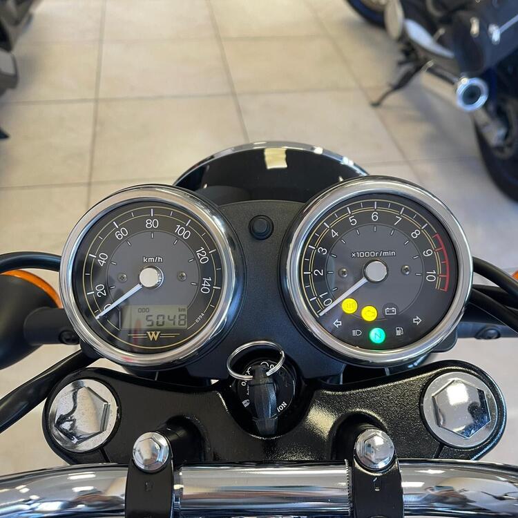 Kawasaki W 230 (2025 - 26) (2)