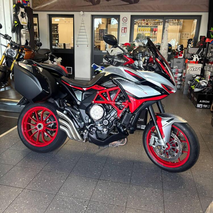 MV Agusta Turismo Veloce 800 Lusso (2021 - 22) (5)