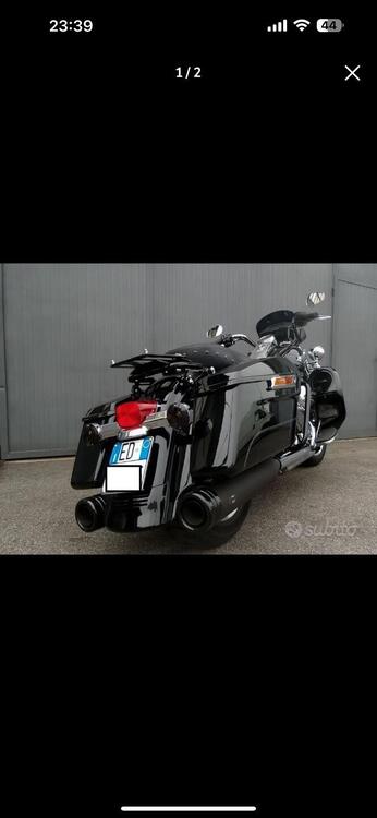 Harley-Davidson 1690 Road King (2013 - 16) - FLHR (2)