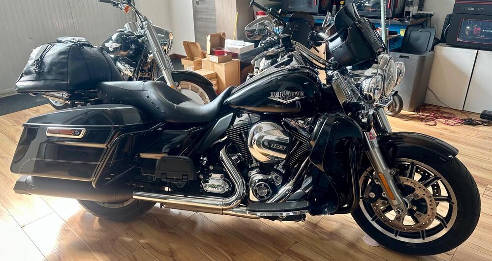 Harley-Davidson 1690 Road King (2013 - 16) - FLHR (3)