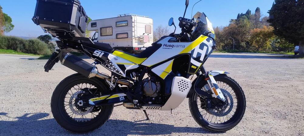 Husqvarna Norden 901 (2022 - 25) (3)