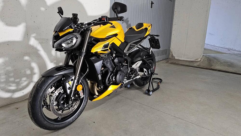 Triumph Street Triple 765 RS (2023 - 25) (3)