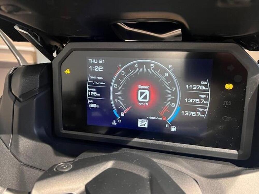 Yamaha T-Max 560 (2022 - 24) (3)