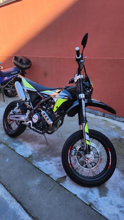 Fantic Motor XMF 125 Motard Performance 4T (2023 - 24) (3)