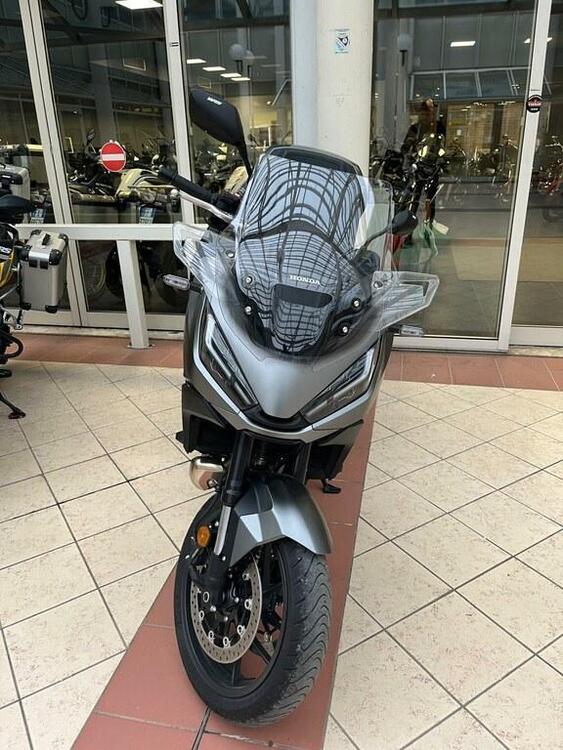 Honda NT 1100 Urban DCT (2022 - 24) (2)