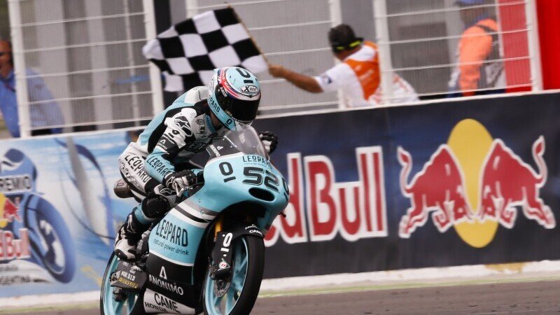 Zarco e  Kent vincono Moto2 e Moto3 in Argentina