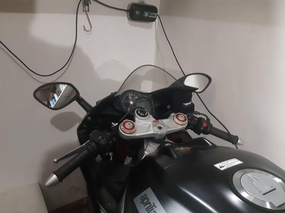 Aprilia RSV4 Factory APRC ABS (2011 - 15) (5)