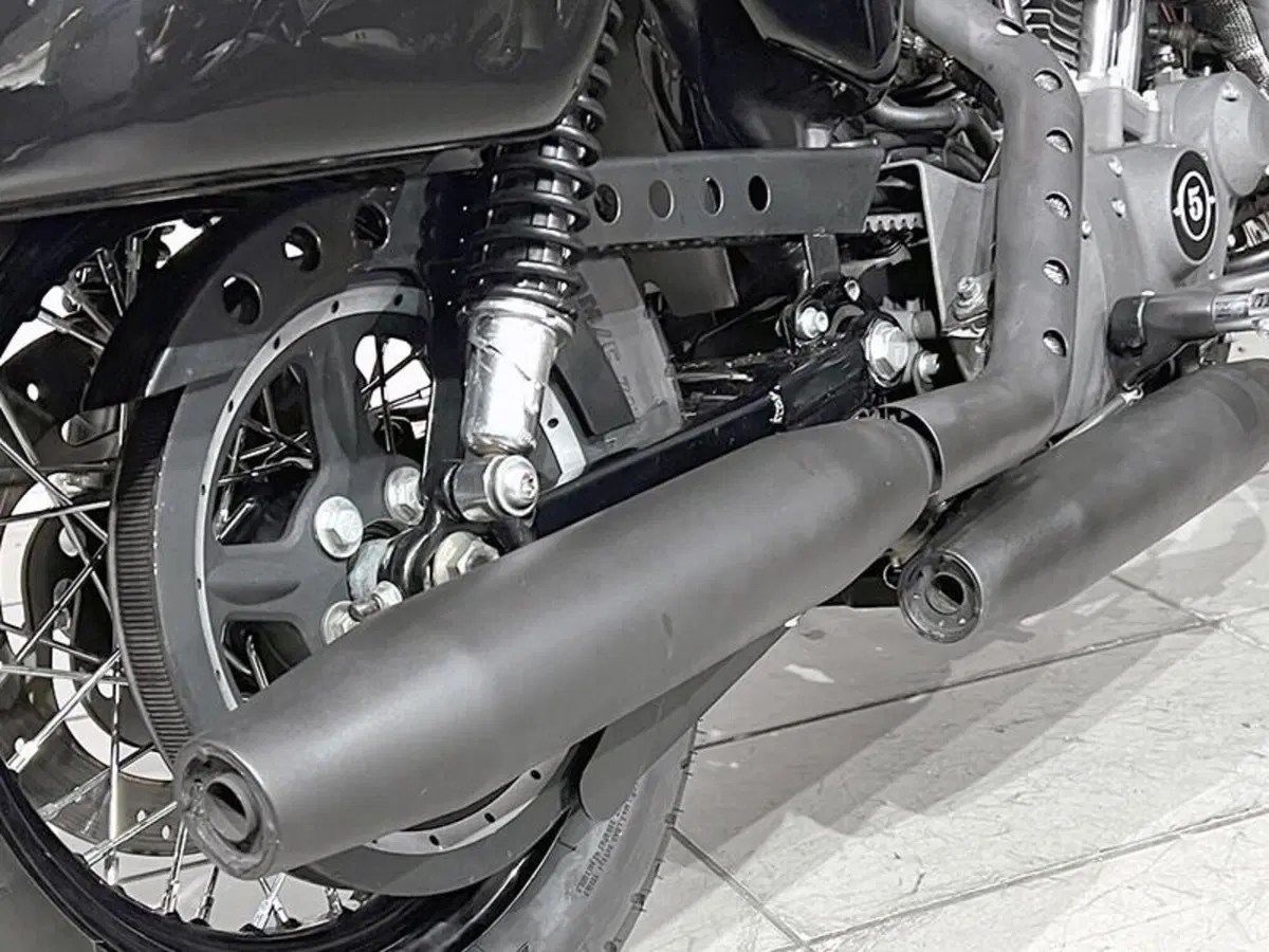Harley-Davidson XL 1200N Nightster (2008 - 12) (3)
