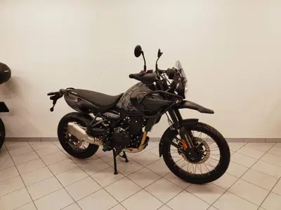 Royal Enfield Himalayan 450 Mana Black (2026) nuova