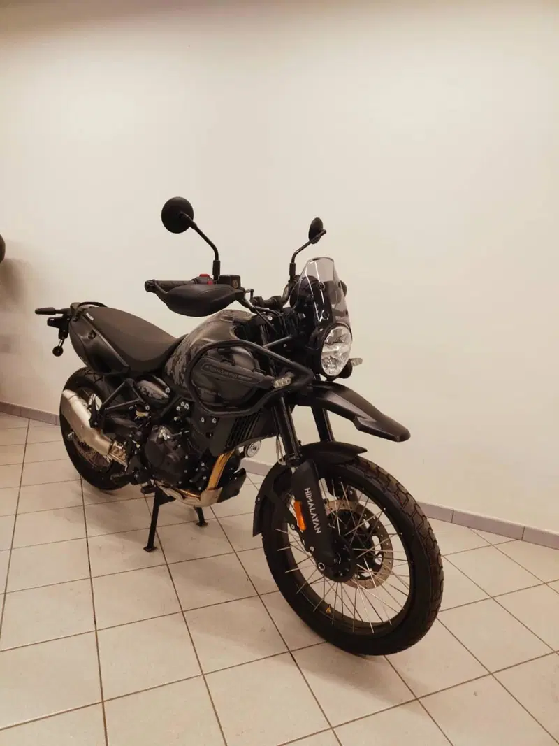 Royal Enfield Himalayan 450 Mana Black (2026) (3)