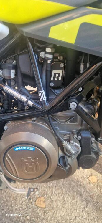 Husqvarna 701 Supermoto (2022) (4)