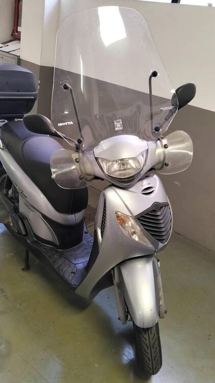 Honda SH 150 i (2005 - 08) (2)