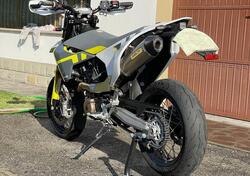 Husqvarna 701 Supermoto (2020) usata