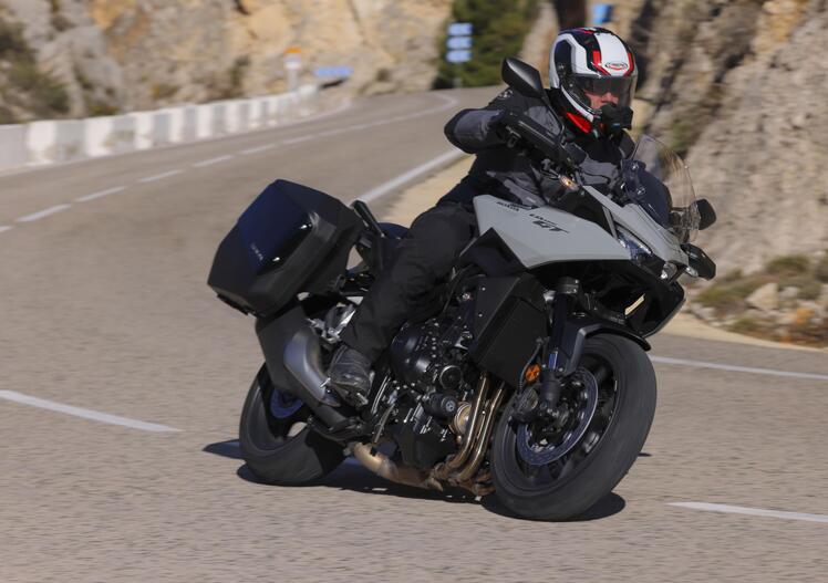 Honda CB 1000 GT 2026: la prova della crossover sportiva che punta al viaggio [VIDEO]