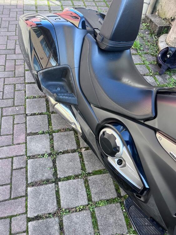 Honda Vultus NM4 (2014 - 16) (2)