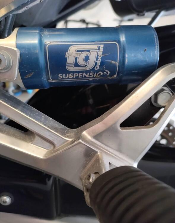 Yamaha FZS 1000 Fazer (2)