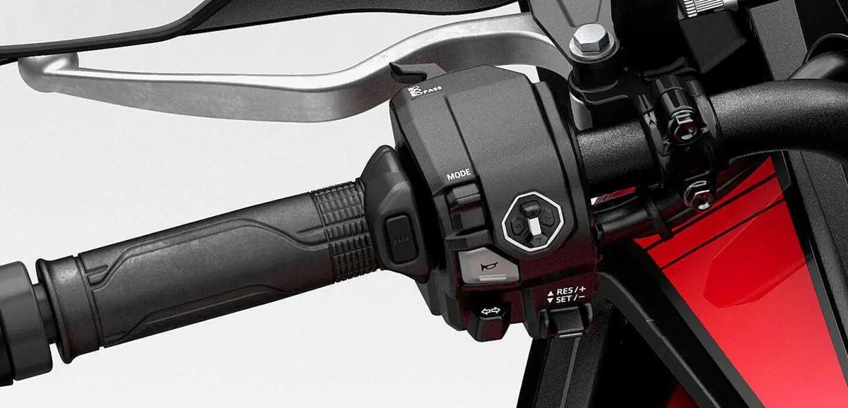 Honda CB 1000 GT 2026: la prova della crossover sportiva che punta al viaggio [VIDEO] (12)