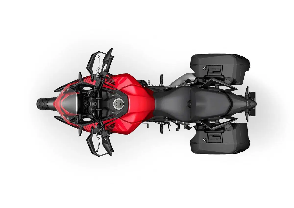 Honda CB 1000 GT 2026: la prova della crossover sportiva che punta al viaggio [VIDEO] (8)