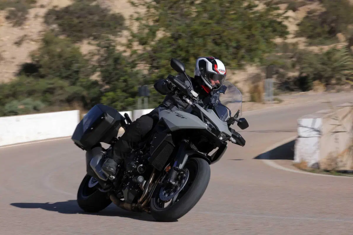 Honda CB 1000 GT 2026: la prova della crossover sportiva che punta al viaggio [VIDEO] (9)