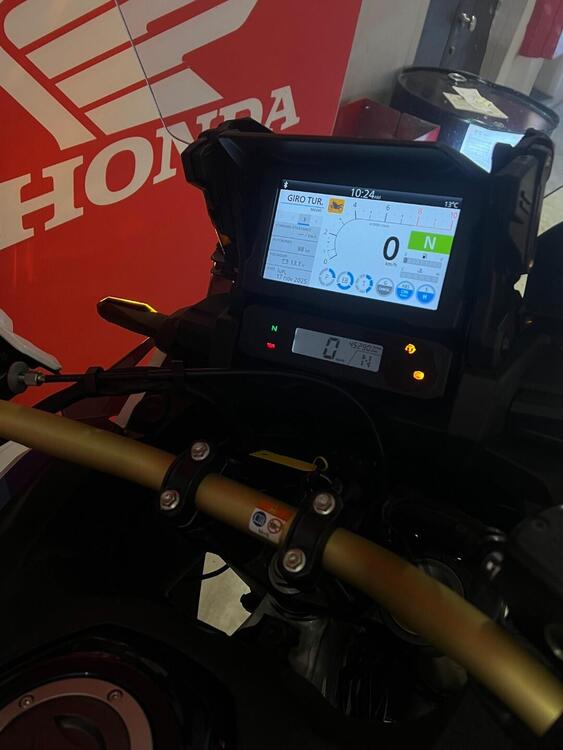 Honda Africa Twin CRF 1100L Desert Track (2020 - 21) (4)