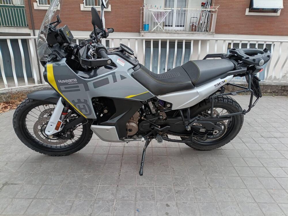 Husqvarna Norden 901 (2022 - 25) (2)