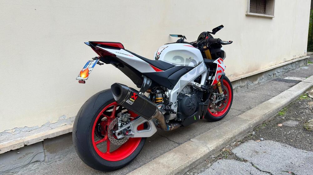 Aprilia Tuono V4 Factory Speed White (2023 - 24) (2)