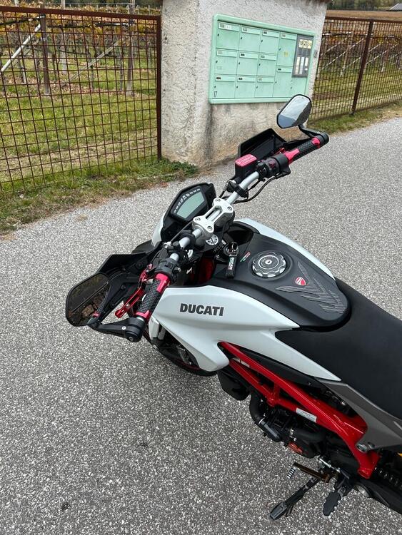 Ducati Hypermotard 939 (2016 - 18) (5)