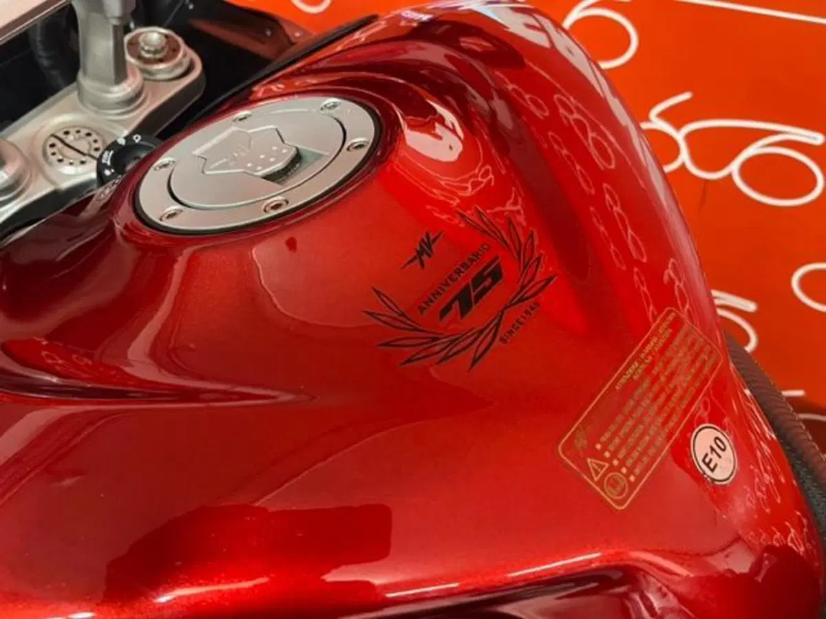 MV Agusta Turismo Veloce 800 Lusso (2021 - 22) (8)