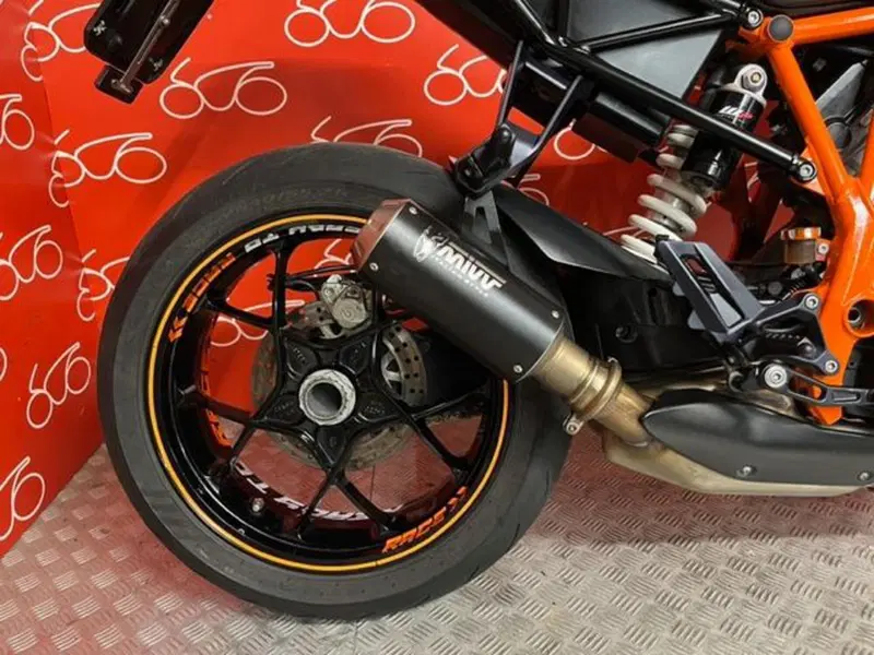 KTM 1290 Super Duke R ABS (2014 - 16) (6)