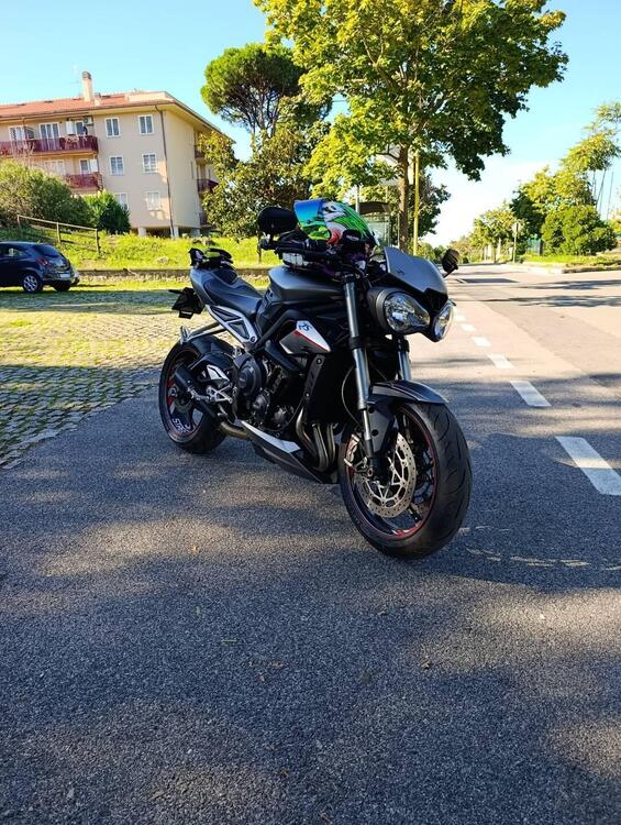 Triumph Street Triple RS (2017 - 19)
