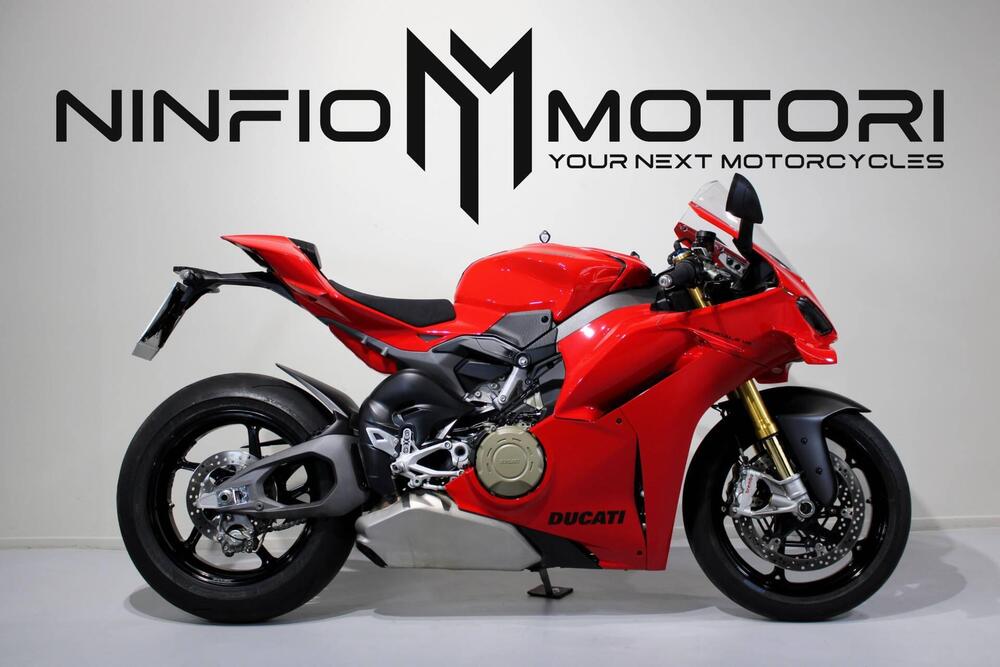 Ducati Panigale V4 S (2025)