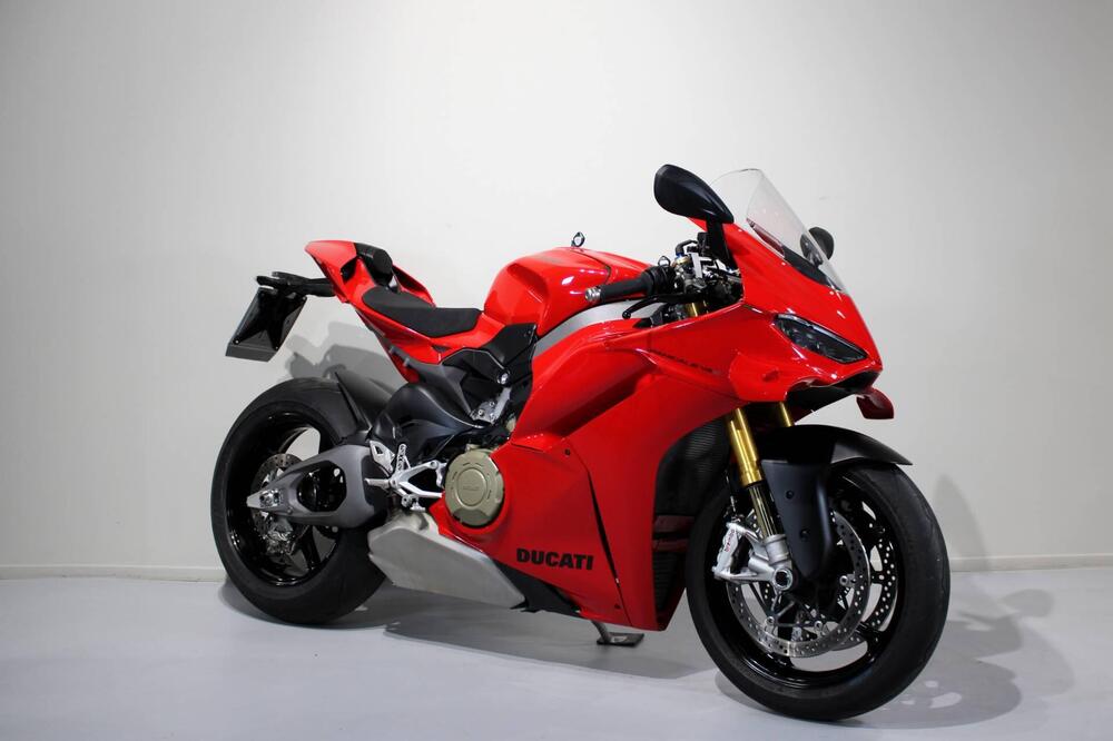 Ducati Panigale V4 S (2025) (2)
