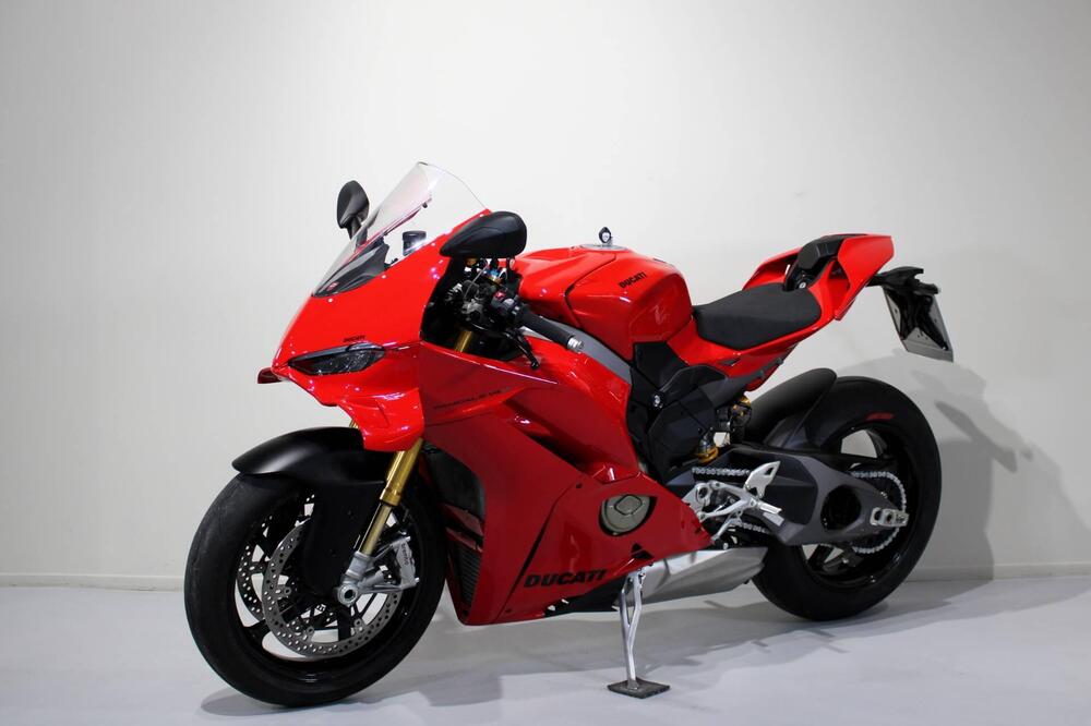Ducati Panigale V4 S (2025) (3)