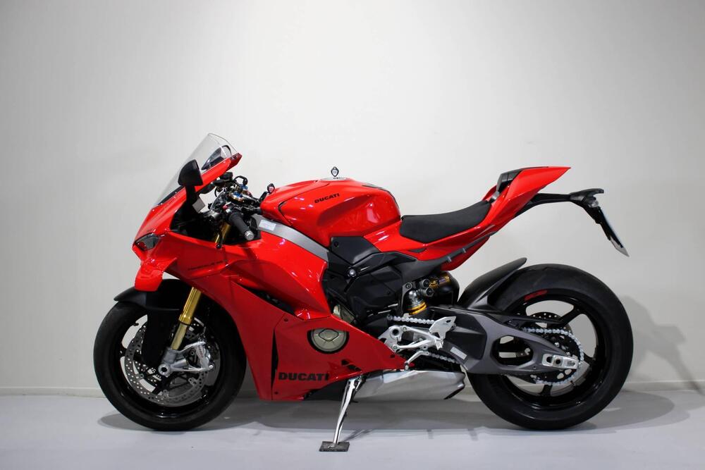 Ducati Panigale V4 S (2025) (4)