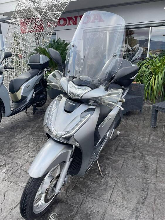 Honda SH 150 i (2017 - 19) (4)