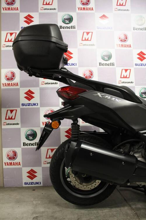 Yamaha X-Max 300 (2021 - 24) (4)