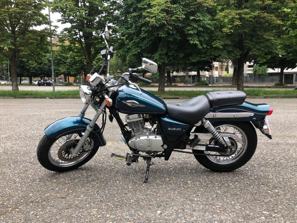 Suzuki Marauder GZ 125 (1998 - 03) (2)
