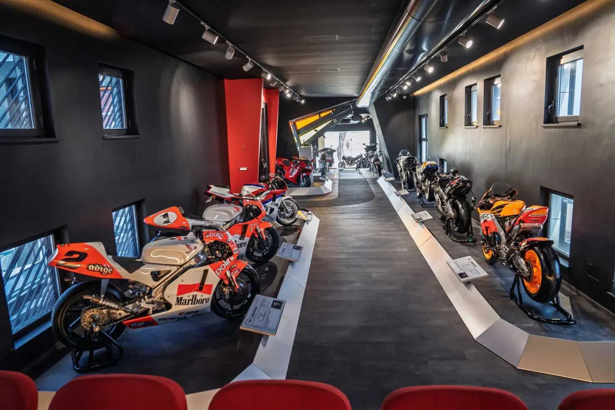 Honda Moto Roma, ora c'è anche il Museo! (9)