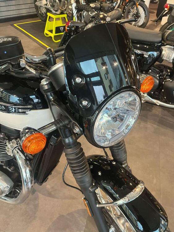 Triumph Bonneville T120 (2021 - 25) (5)