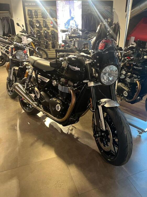 Triumph Speed Twin 1200 (2021 - 24) (4)