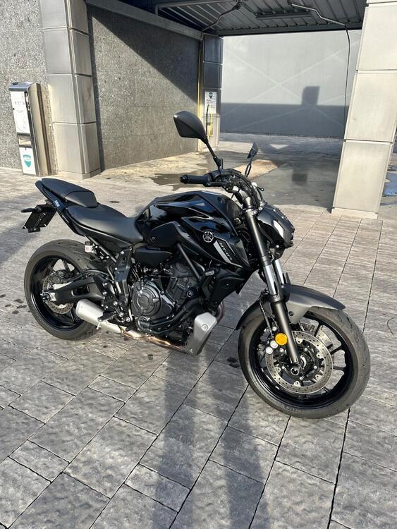 Yamaha MT-07 Pure (2023 - 25) (4)