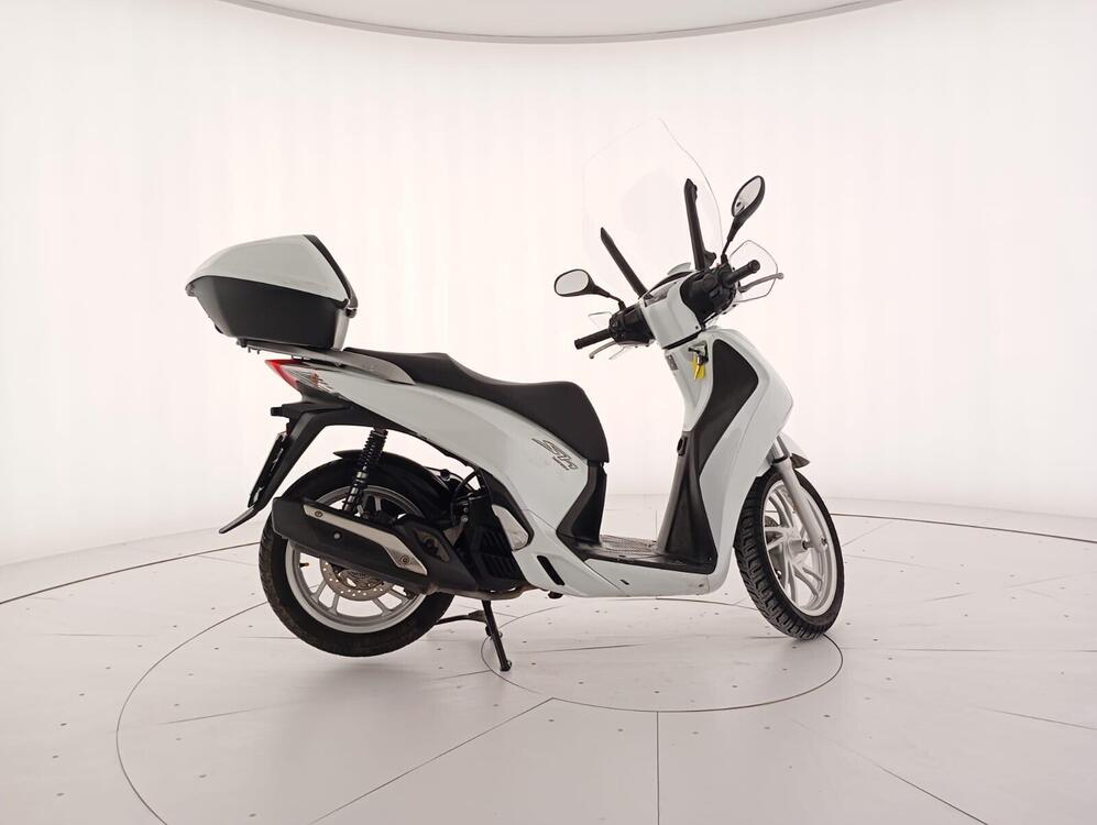 Honda SH 125 i ABS (2013 - 17) (4)