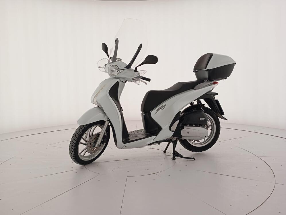 Honda SH 125 i ABS (2013 - 17) (2)