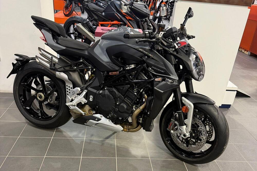 MV Agusta Brutale 1000 RS (2022 - 25) (2)