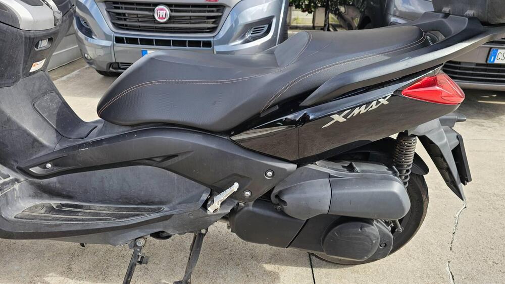 Yamaha X-Max 250 (2010 - 13) (2)