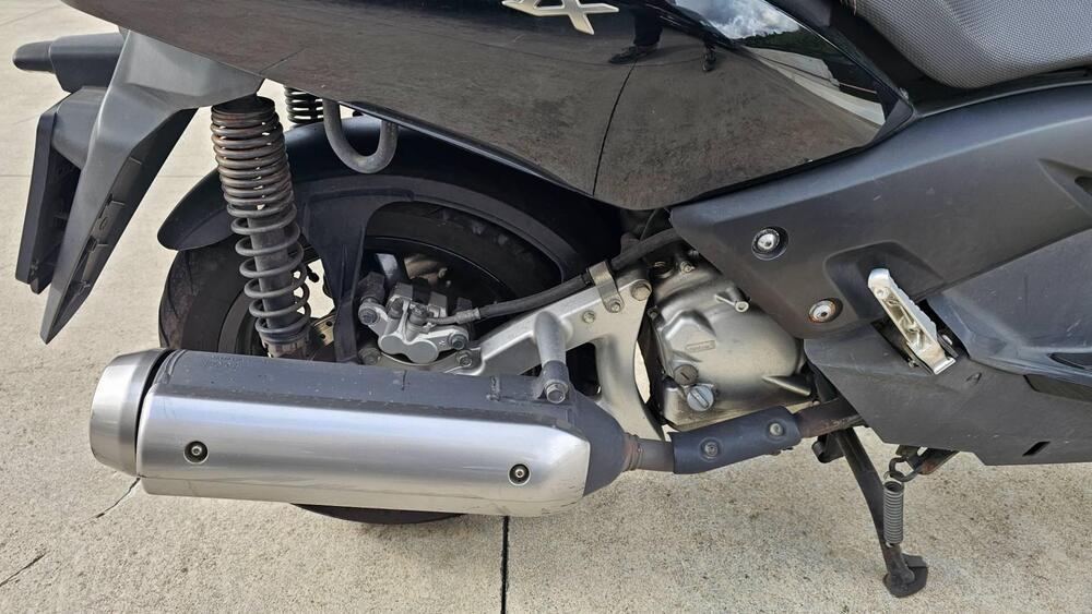 Yamaha X-Max 250 (2010 - 13) (3)