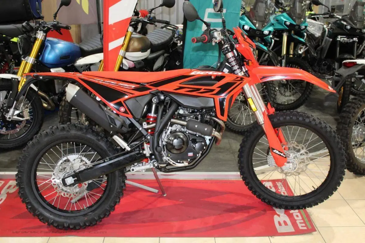 Betamotor RR 125 4T Enduro T (2025 - 26) (5)